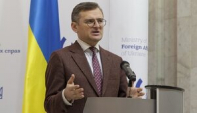 &quot;Треба знову збирати гроші&quot;: Кулеба розповів про нові ініціативи з постачання снарядів для України